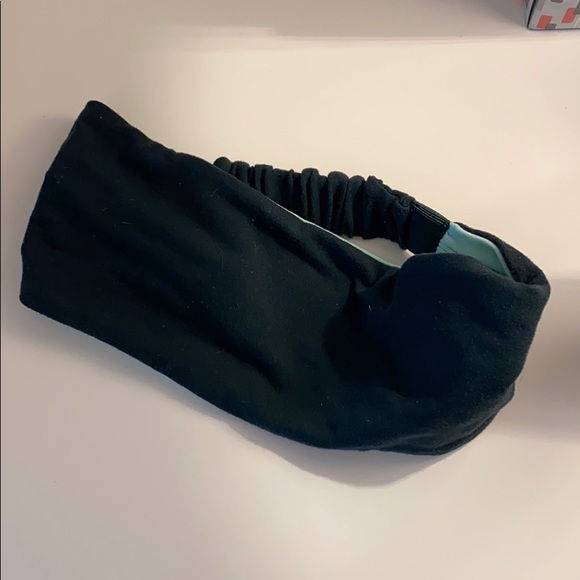 lululemon athletica Accessories - Lululemon Headband